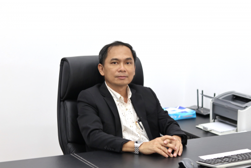 NGUYỄN VĂN VINH